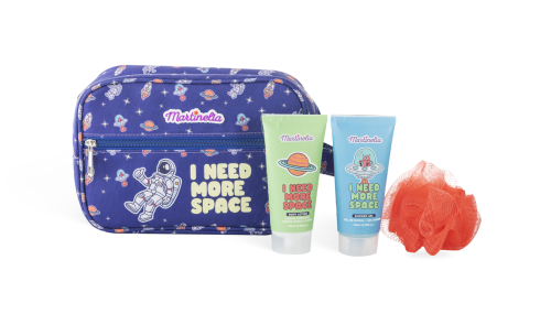 Martinelia I Need More Space Com Necessaire loção banho gel banho Puff