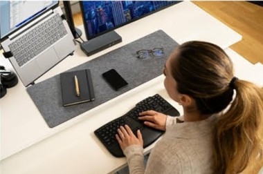 Teclado Kensington Pro Fit Ergo KB675 EQ recarregável TKL  2.4 GHz, Bluetooth QWERTY Espanhol preto, K75491ES