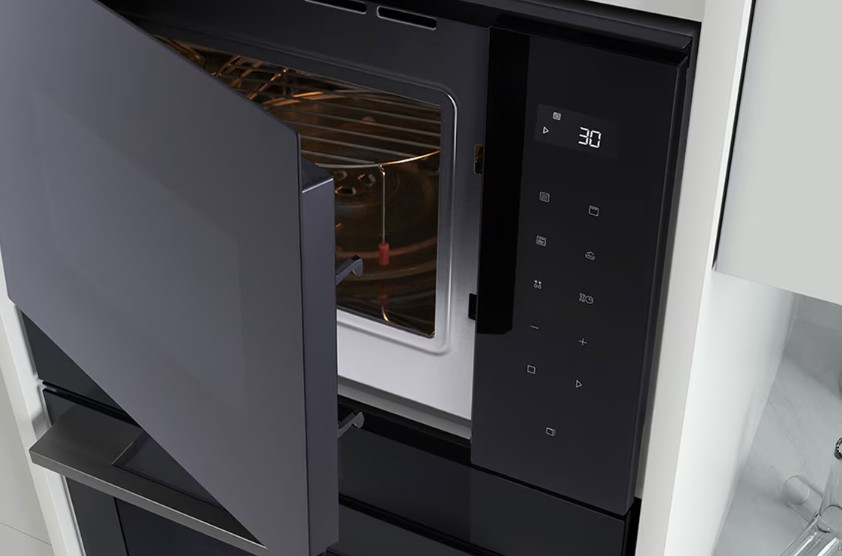 Micro-ondas de Encastre com Grill LG MGBZ2593F, 25 L, 900 W, Inox e Controlos Táteis
