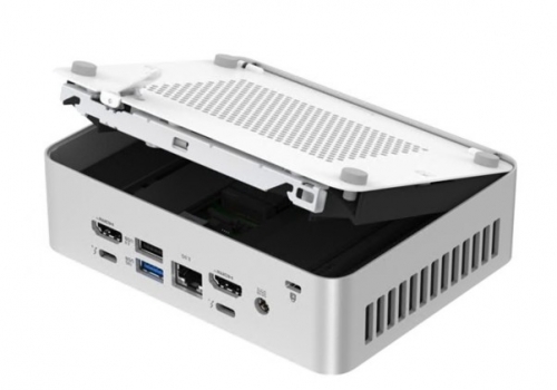 ASUS NUC 15 Pro+ RNUC15CRSV700002 Barebone mini PC 1 x Core Ultra 7 265H / até 5.3 GHz vPro prata