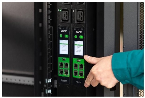 Unidade de distribuição de potência AC 400 V 22 kW 22080 VA 3 fases APC EasyPDU EPDU2232M