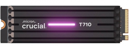 Disco Crucial 4TB T710 SSD with heatsink