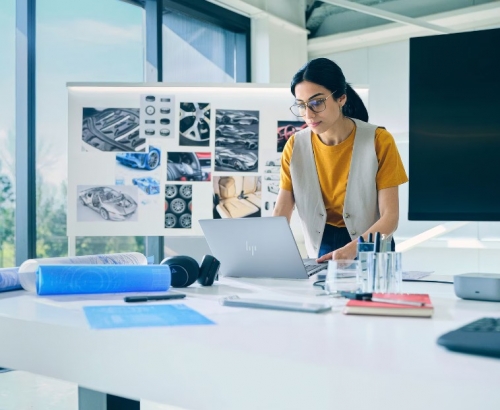 Portátil Workstation HP ZB8 G1I16 U7 255H 16 32GB/1TB  C6TF7ET#AB9