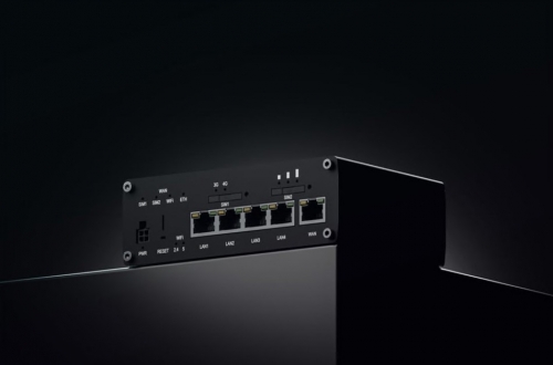 Router industrial Teltonika Networks RUTM16, 4G/LTE Cat 6 com modem Telit Global, eSIM integrado - RUTM16000000