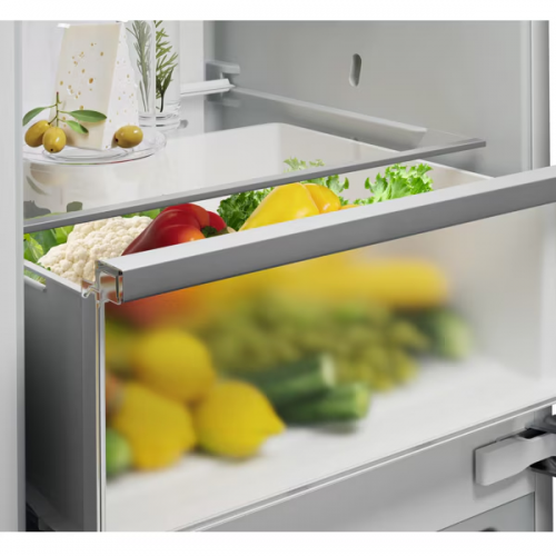 FRIGORÍFICO COMBINADO ENCASTRE ELECTROLUX ENA7CE18S3 248LT