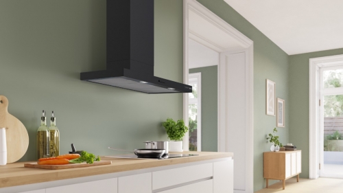 Exaustor de Chaminé Bosch DWB95CC60 – 90 cm, Preto Mate, 594 m³/h, Classe B