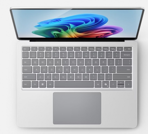 Portátil Microsoft Surface Laptop, Copilot+ PC 13.8" Intel Ultra 5 16GB 256GB SSD W11P PT Platina , EP2-68723