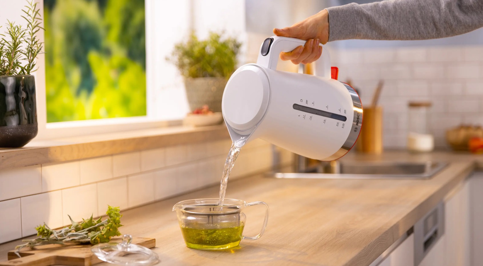 Jarro elétrico Bosch TWK4M221 MyMoment 1,7 L 2400 W Branco