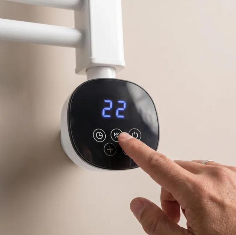 Toalheiro Elétrico HJM NYRA 1000 W Wi-Fi em Alumínio Branco