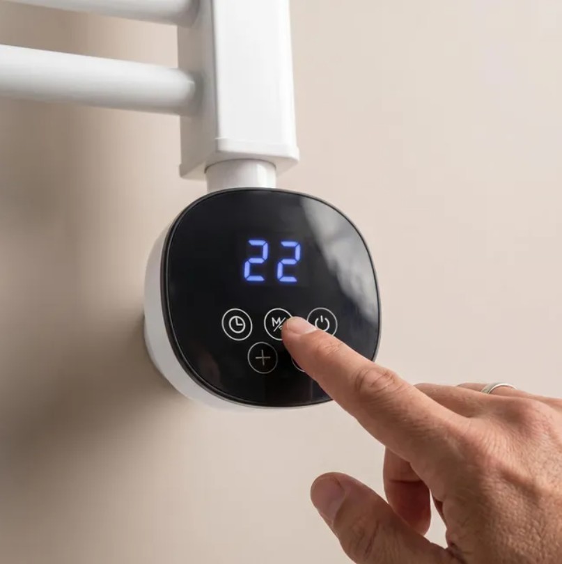 Toalheiro Elétrico HJM NYRA 500 W Wi-Fi em Alumínio Branco
