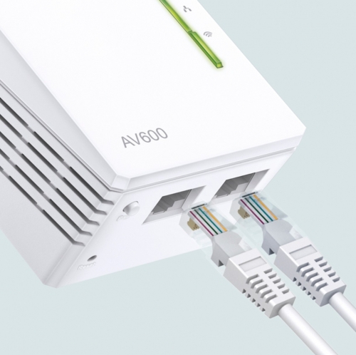 Kit Powerline TP-Link TL-WPA4220 KIT AV600 - Wi-Fi N300, 600 Mbps, 300 Mbps, Plug & Play