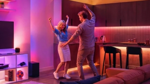 Fita LED Inteligente Philips RGBICWW 3 m Type-C Connected by WiZ – EU – 929004709701