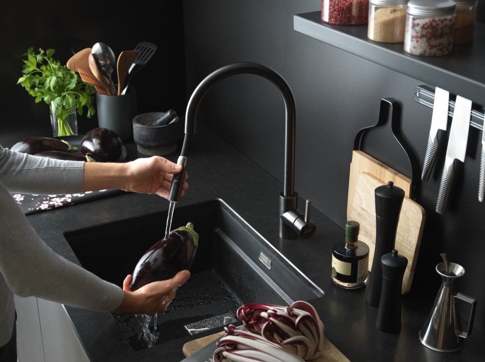 Misturadora de Cozinha FRANKE Eos Neo Duche Preto Industrial – 115.0613.671