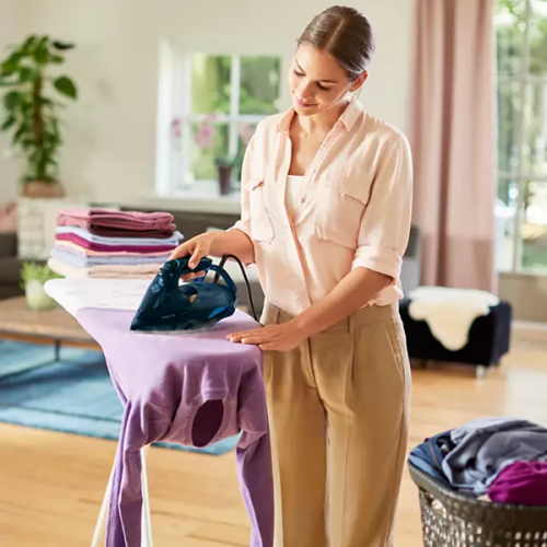 PHILIPS - Ferro a vapor GC4937/20